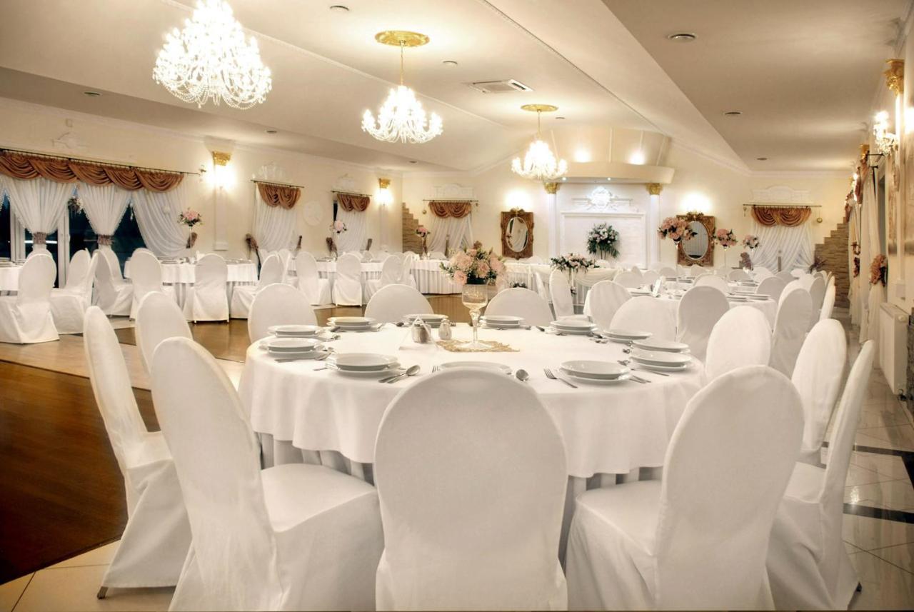 Hotel Artur Освенцим Экстерьер фото
