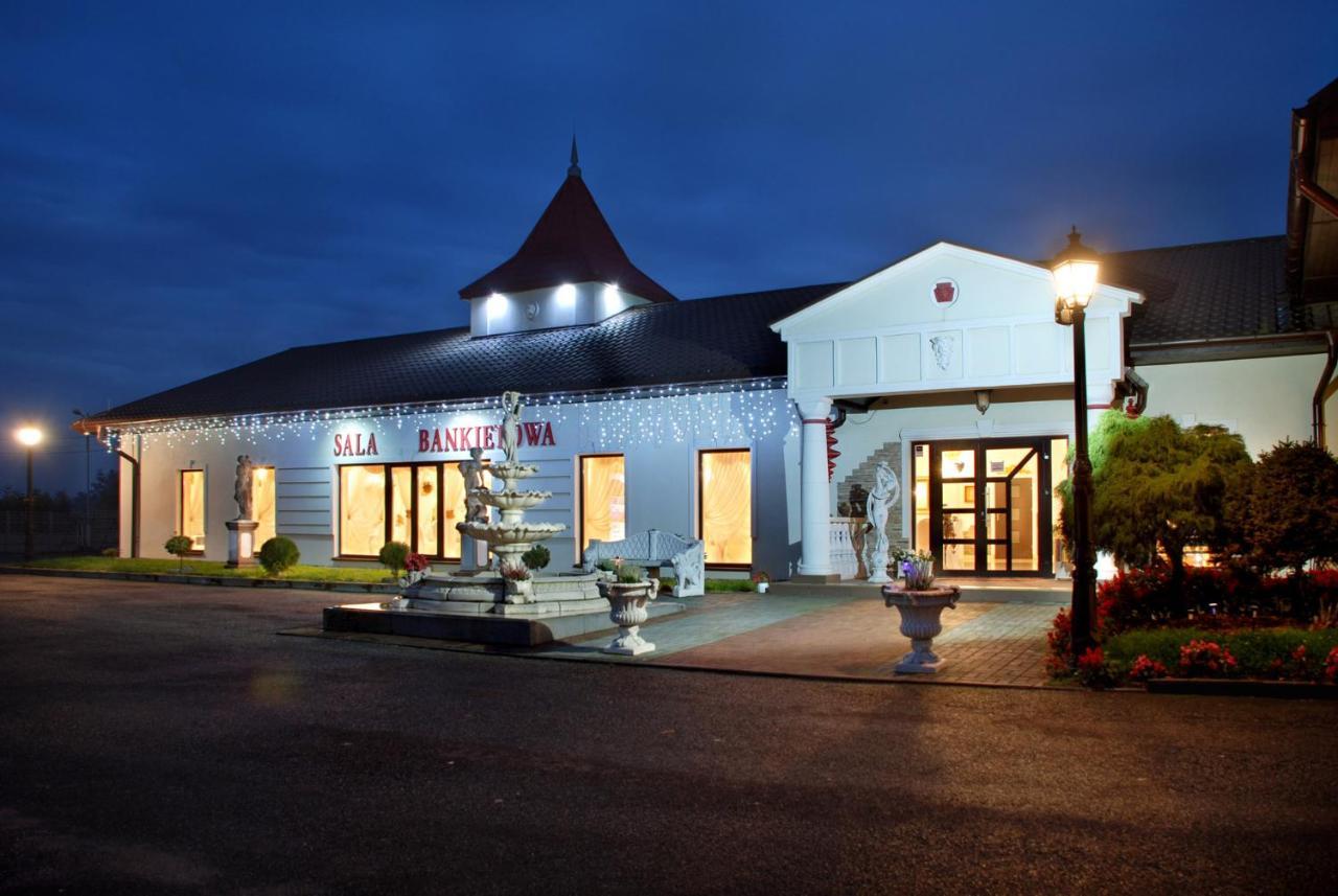 Hotel Artur Освенцим Экстерьер фото