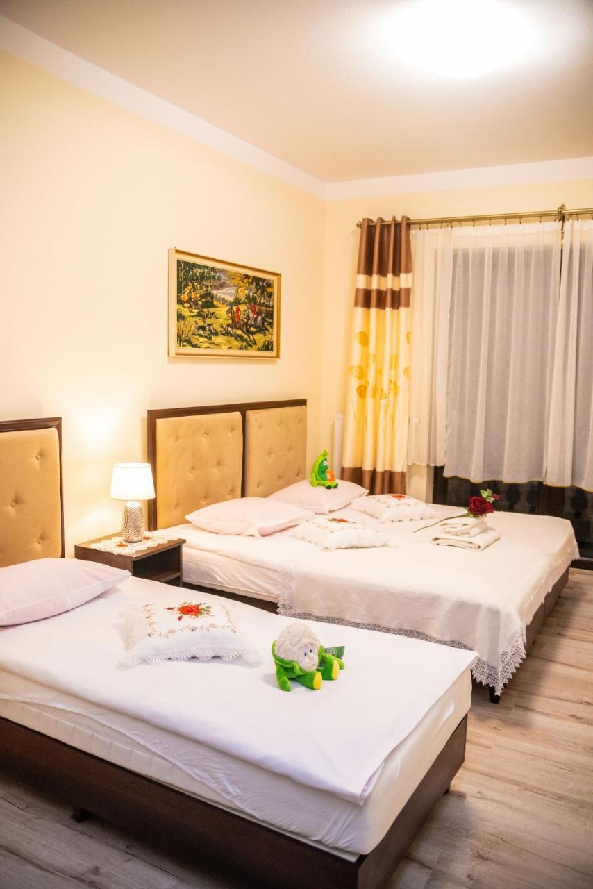 Hotel Artur Освенцим Экстерьер фото