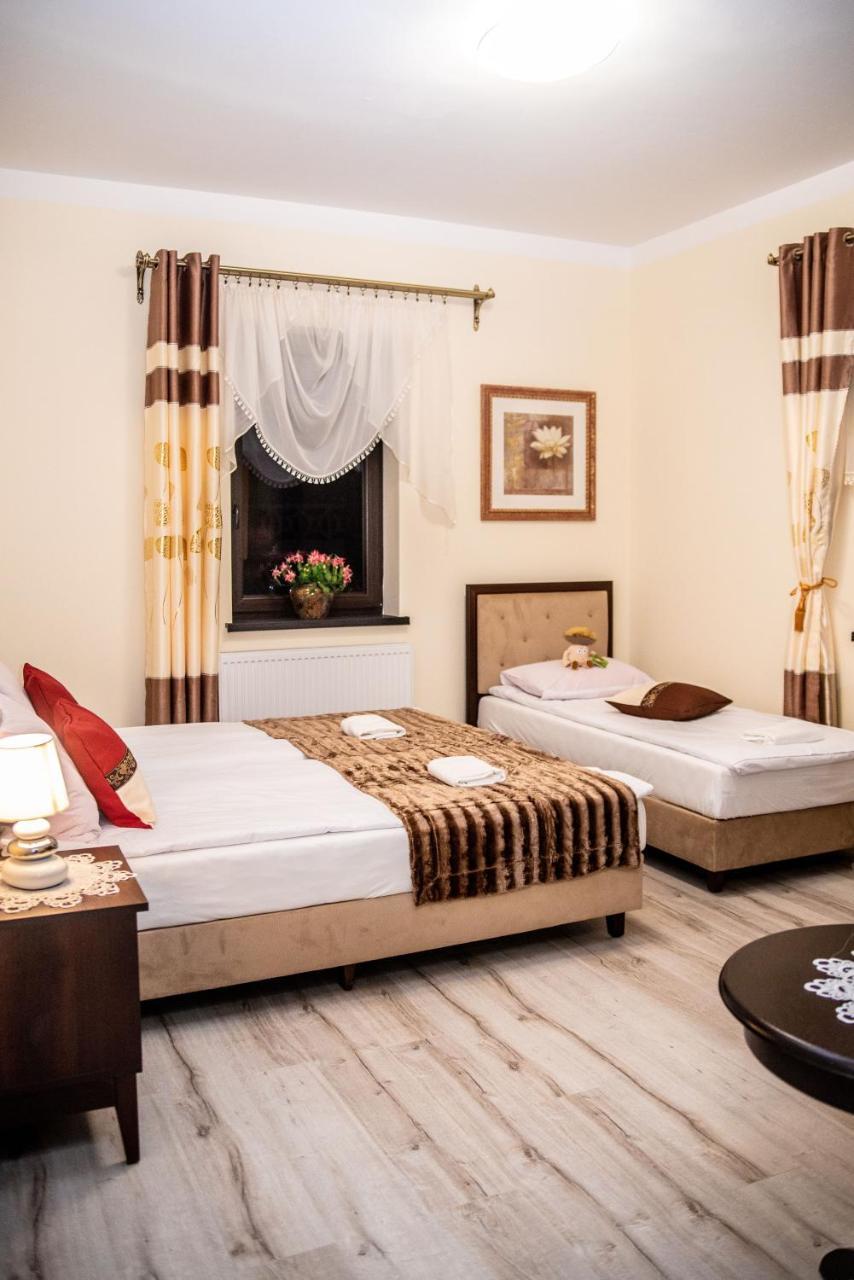 Hotel Artur Освенцим Экстерьер фото