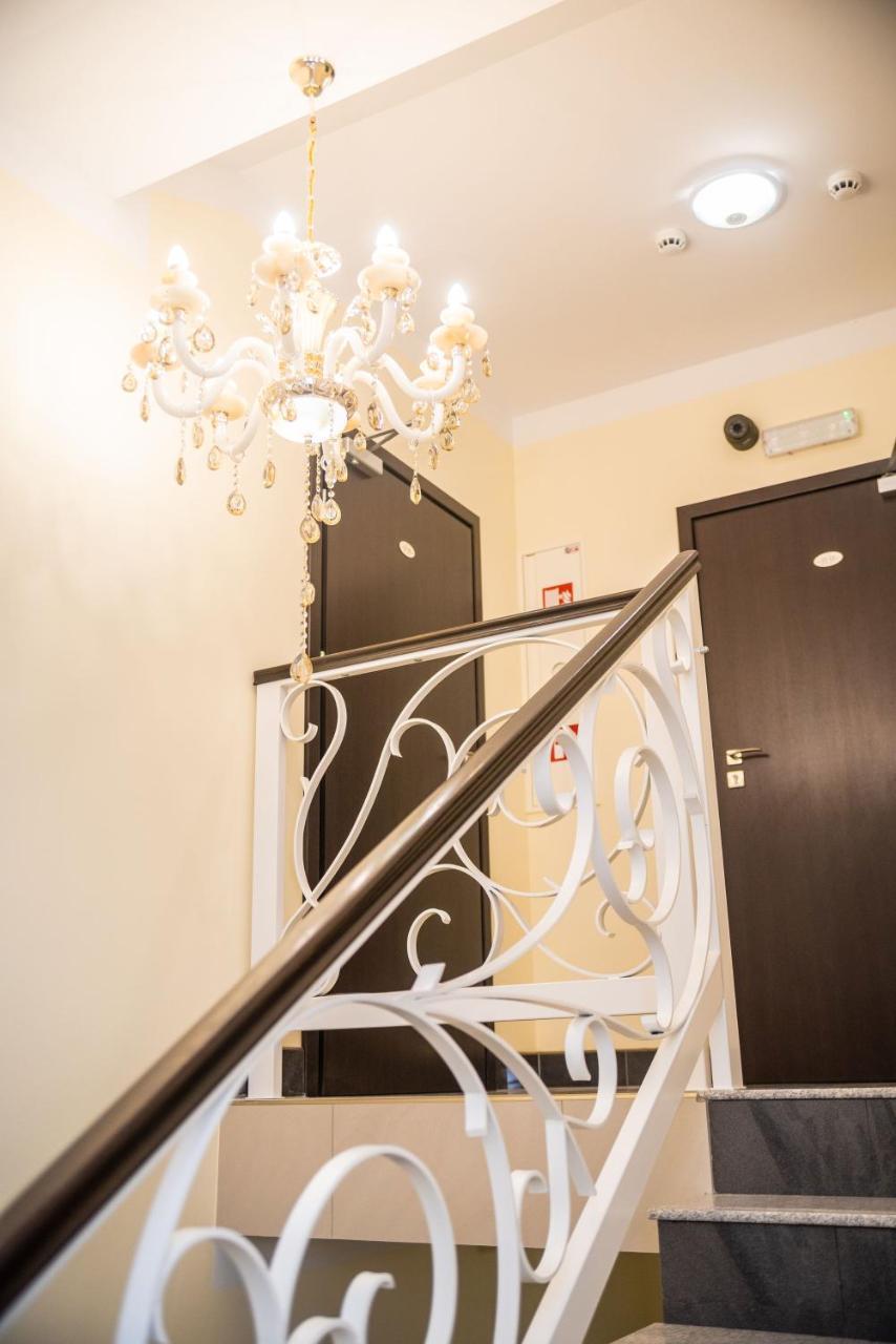 Hotel Artur Освенцим Экстерьер фото