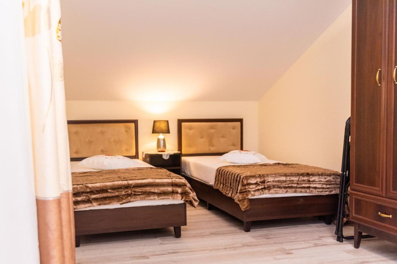 Hotel Artur Освенцим Экстерьер фото
