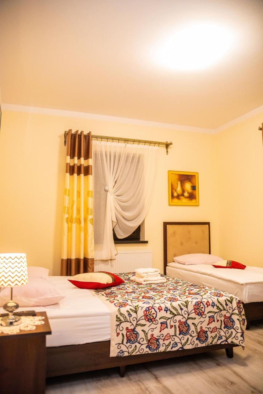 Hotel Artur Освенцим Экстерьер фото